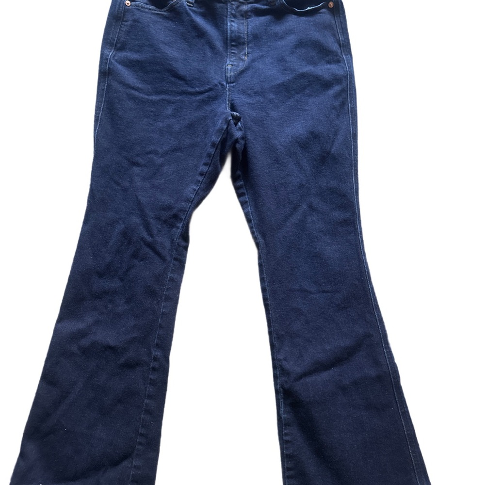 LL Bean Deep Indigo Signature Stretch High Rise Flare Leg Classic Women's Jeans